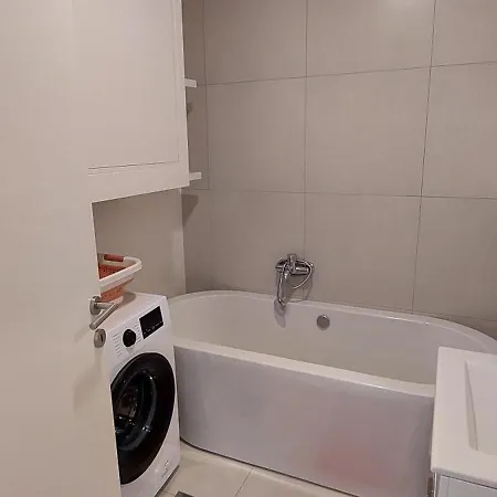 Deluxe Kristian Whit A Private Parking Apartament Rijeka