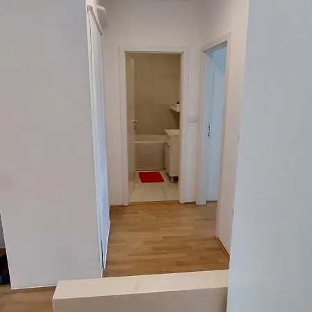 Apartment Deluxe Kristian Whit A Private Parking Rijeka