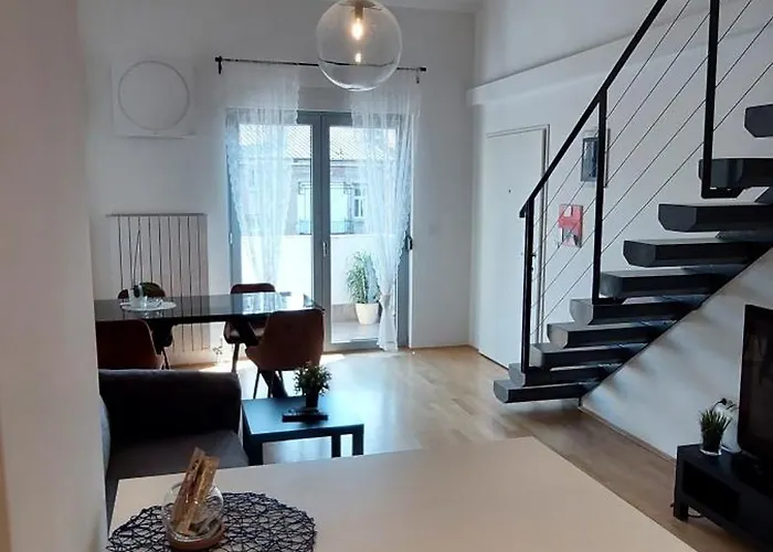 Apartman Deluxe Kristian Whit A Private Parking Rijeka